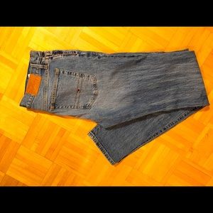 NWOT Tommy Hilfiger men’s blue jeans size 32